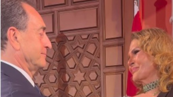 الفنانة يسرا تتسلم وسام جوقة الشرف من الجمهورية الفرنسية | صور وفيديو 