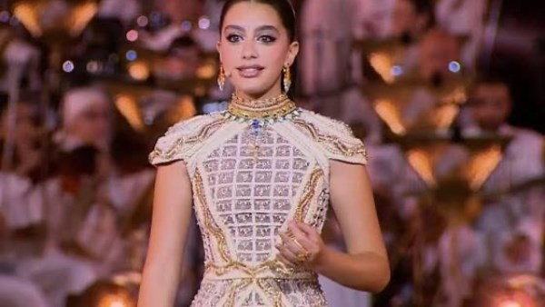 الفنانة الشابة ياسمينا العبد