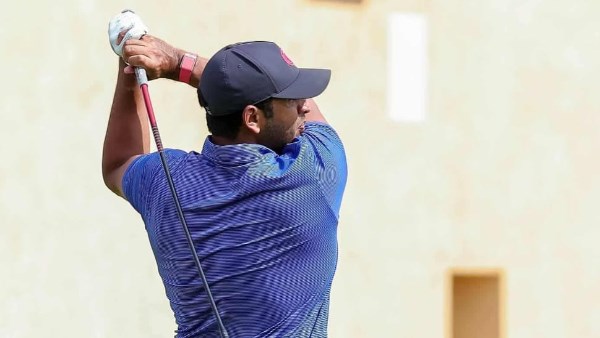 الفرعون عيسى ابو العلا يتألق فى بطولة مصر الدولية المفتوحة للمحترفين