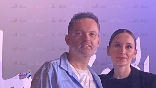 شفاكي الله يام العيال ..محمد محمود عبد العزيز يوجه رسالة مؤثرة لزوجته بعد تعرضها لأزمة صحية