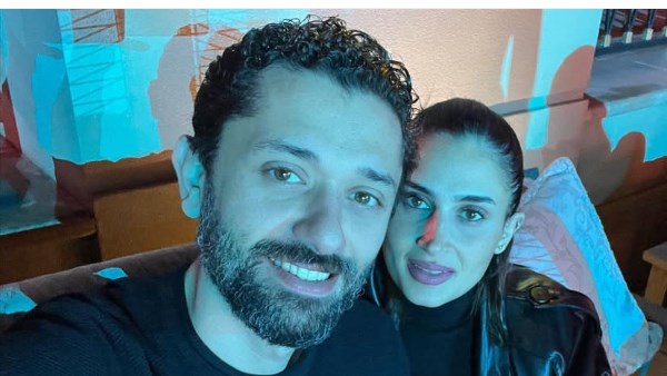آن الرفاعي تحتفظ بصورها مع كريم محمود عبد العزيز رغم الطلاق