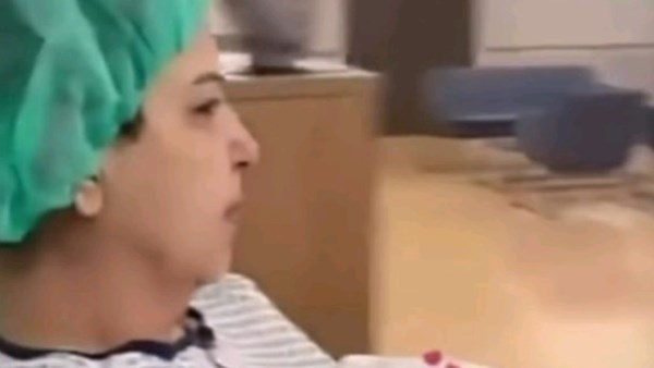 فجر السعيد تكشف عن حاجتها لـ3 عمليات إضافية بعد خضوعها لعملية جراحية