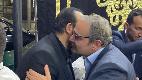 طه جبريل رئيس تحرير موقع صدي البلد يقدم واجب العزاء فى شقيق محمد شبانة