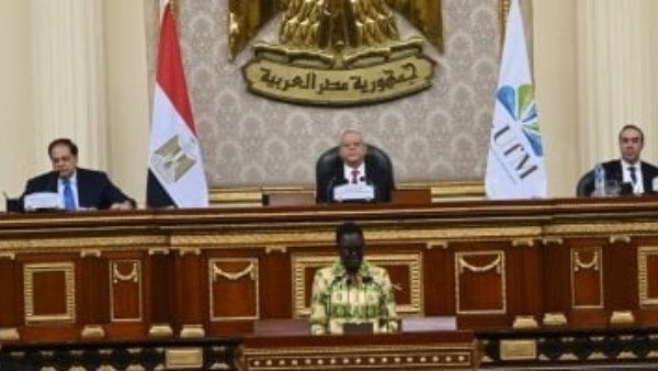 توليا أكسون