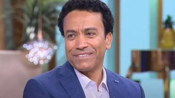 عميد آداب حلوان: لا علاقة بين زيارة الفنان سامح حسين لكلية الآداب وفصل أستاذ جامعي عميد آداب حلوان: لا علاقة بين زيارة الفنان سامح حسين لكلية الآداب وفصل أستاذ جامعي