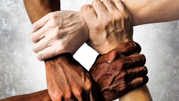 حقوق الإنسان 