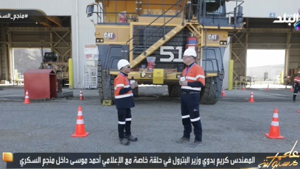 وزير البترول مع أحمد موسى 