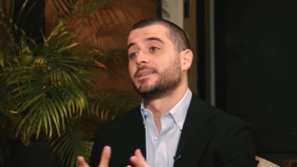 برلماني لبناني سابق 