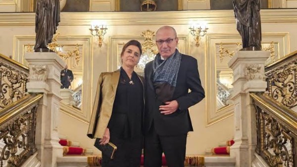 السفير التركي و زوجته 