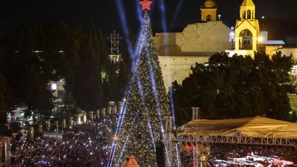 أمين مفتاح كنيسة القيامة لـ صدى البلد: بيت لحم تعود لتضيء الميلاد رغم الجراح أمين مفتاح كنيسة القيامة لـ صدى البلد: بيت لحم تعود لتضيء الميلاد رغم الجراح