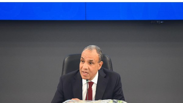 وزير الخارجية 