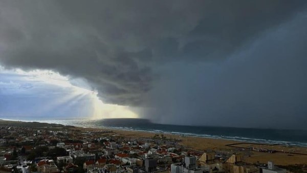 عاصفة شتوية قوية تضرب إسرائيل