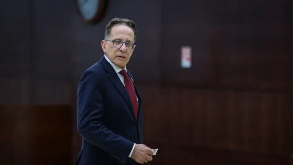  رئيس ديوان نتنياهو  تساحي برافرمان