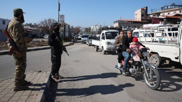 حملة أمنية باللاذقية: اعتقال 21 من "فلول" النظام السابق