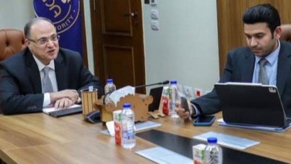 تعزيز التعاون في الذكاء الاصطناعي..رئيس هيئة الدواء يعقد اجتماعًا افتراضيًا مع مسؤولي جيتس تعزيز التعاون في الذكاء الاصطناعي..رئيس هيئة الدواء يعقد اجتماعًا افتراضيًا مع مسؤولي جيتس