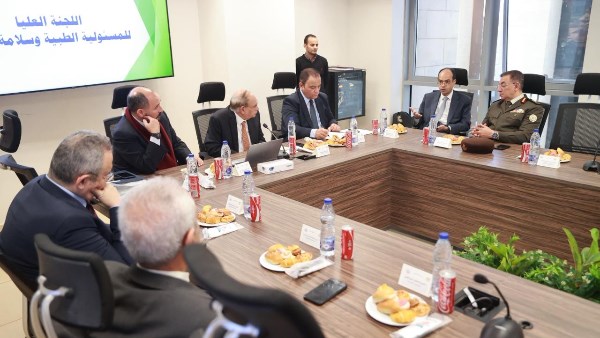 اجتماع اللجنة. 