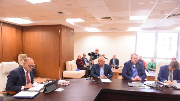 جبران: الاستراتيجية الوطنية للتشغيل وثيقة محورية لتعزيز فرص العمل اللائق جبران: الاستراتيجية الوطنية للتشغيل وثيقة محورية لتعزيز فرص العمل اللائق