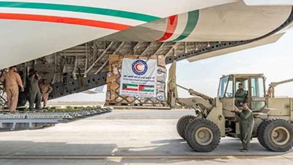 طائرة مساعدات باكستانية