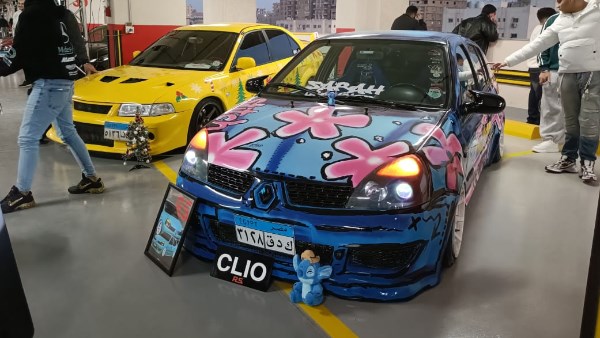 أكبر تجمع للسيارات المعدلة