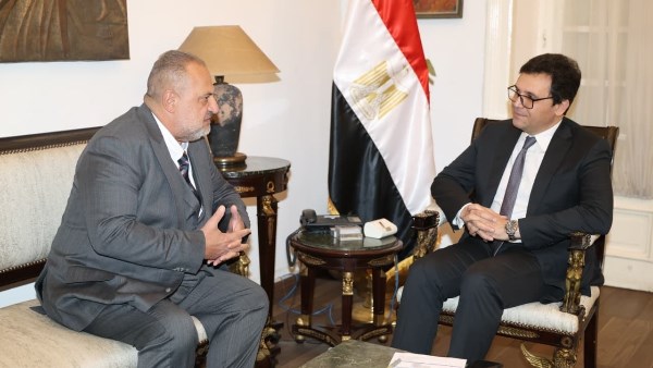 وزير الثقافة وخالد الصاوي 