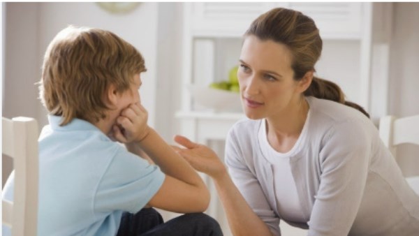 4 طرق لتكون حازما ولكن ليس قاسيا مع أطفالك