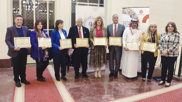 تكريم الفائزين 