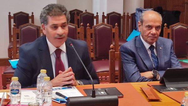  الدكتور عادل صالح