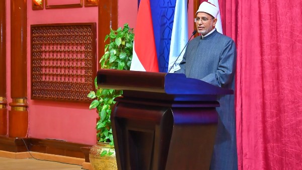  الدكتور سلامة جمعة داود