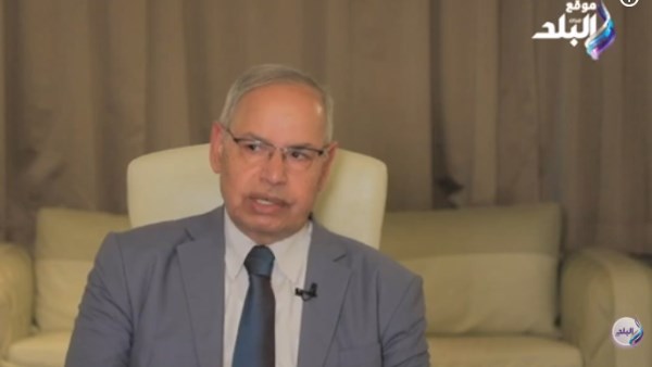 الدكتور محمد الشحات الجندي