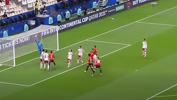 صورة من اللقاء