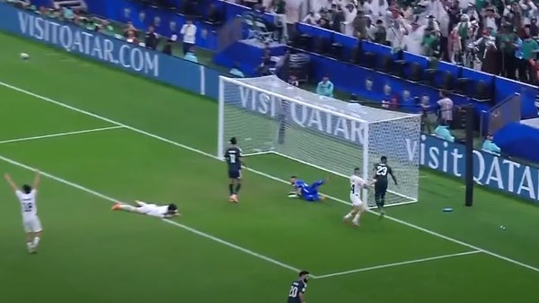 كانو يسجل هدف قاتل للسعودية في مرمى فلسطين في ربع نهائي كأس العرب كانو يسجل هدف قاتل للسعودية في مرمى فلسطين في ربع نهائي كأس العرب