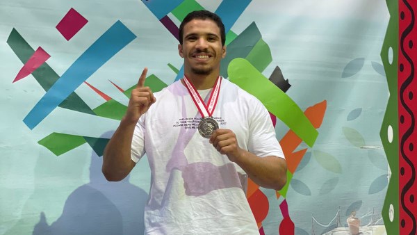 اللاعب سيف حمدالله