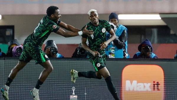 صورة من اللقاء