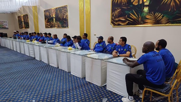 صورة من اللقاء