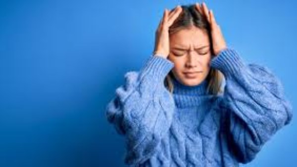 ماذا يفعل الضغط النفسي بجسم المرأة؟ العلم يكشف تأثيرات لم نكن نعرفها  