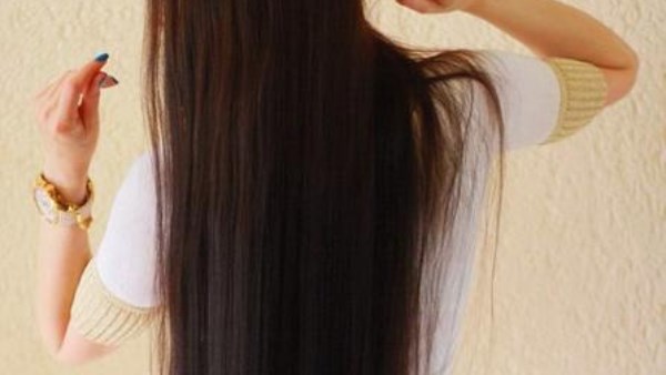 أفضل مشروبات طبيعية للشعر الطويل والكثيف وكيفية العناية به يوميًا 