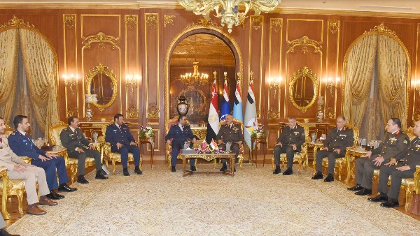 صورة من اللقاء