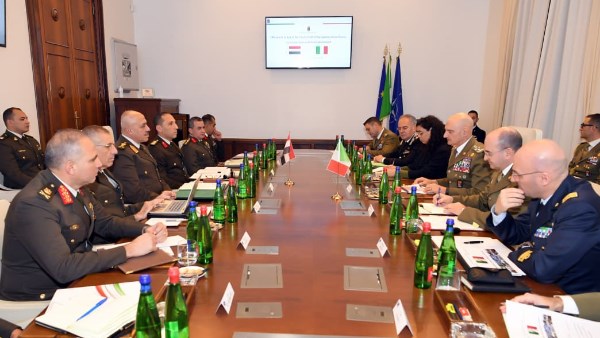 زيارة رئيس الأركان إلى ايث