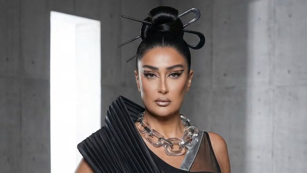 غادة عبد الرازق بلوك جريء ومختلف على غلاف مجلة iconiqo 