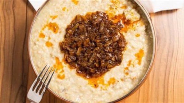 من الاكلات الشتوية.. طريقة عمل عدس بالأرز