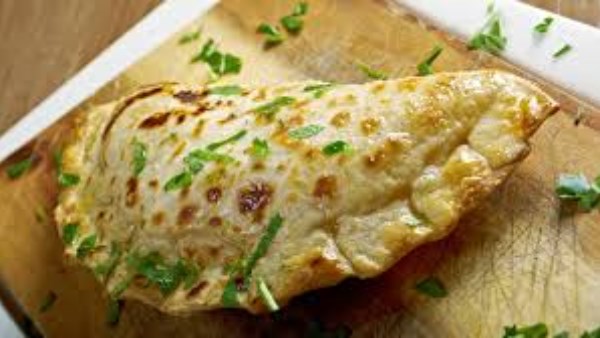 مقرمش و لذيذ..طريقة عمل الخبز الهندي بالبطاطس