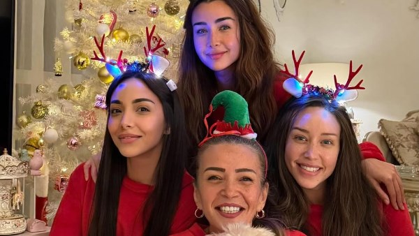 هنا الزاهد رفقة عائلتها احتفالا بقدوم 2026