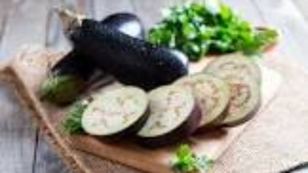  أكل الباذنجان ليلا