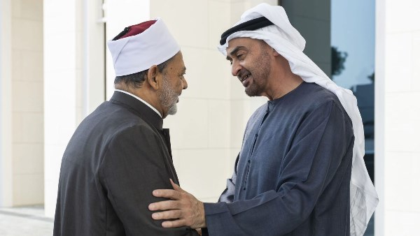 شيخ الأزهر يهنِّئ الشيخ محمد بن زايد والشعب الإماراتي باليوم الوطني الـ54