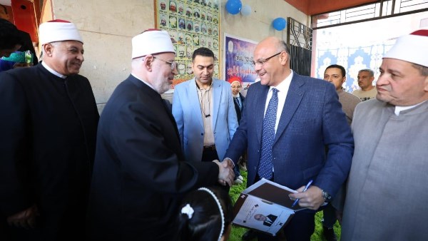 وكيل الأزهر ومحافظ القليوبية يتفقدان معهد طوخ الابتدائي
