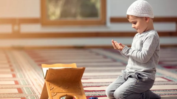 هل يثاب الصغار على فعل العبادات والطاعات قبل البلوغ
