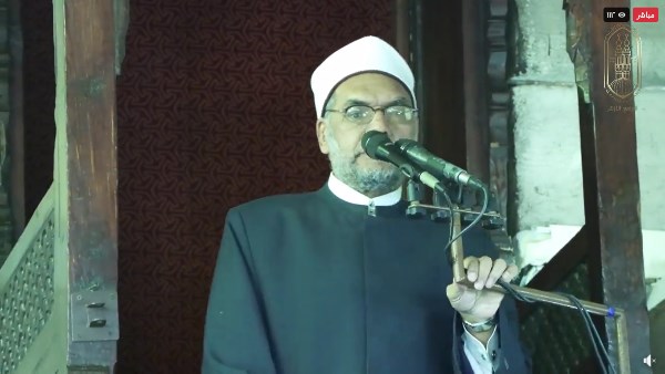  أ.د/ عبدالفتاح العواري، عميد كلية أصول الدين الأسبق