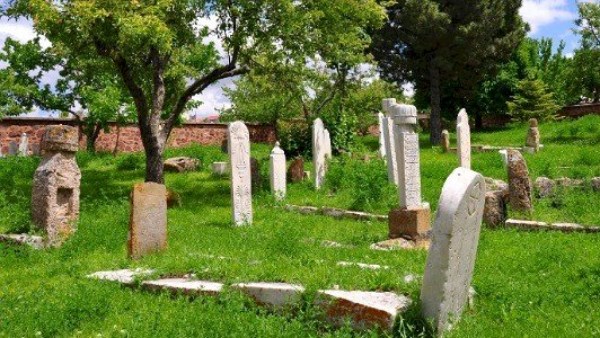 هل الروح هي التي تعذب بعد الموت أم النفس