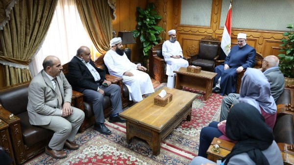 وكيل الأزهر يستقبل وفدًا عُمانيًّا للاطلاع على التجربة الأزهرية في مجال التوعية الأسرية والمجتمعية