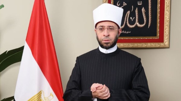 وزير الأوقاف يهنئ الرئيس بالعام الميلادي الجديد